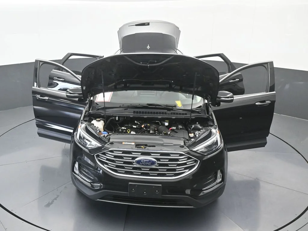 Used 2024 Black Metallic Ford Titanium image 75