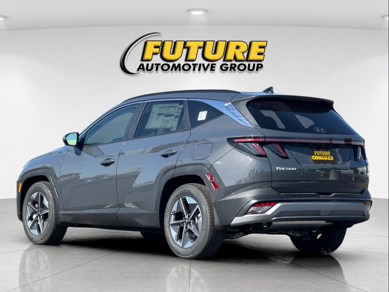 New 2026 Gray Hyundai SEL Premium FWD image 5
