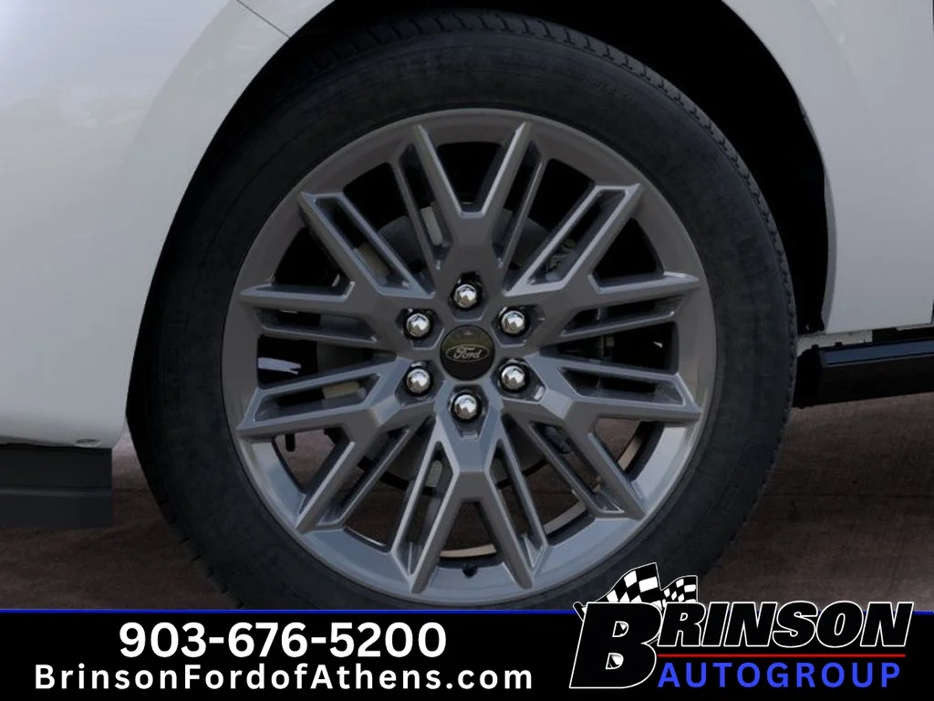 New 2027 Star White Metallic Tri-Coat Ford Platinum image 19
