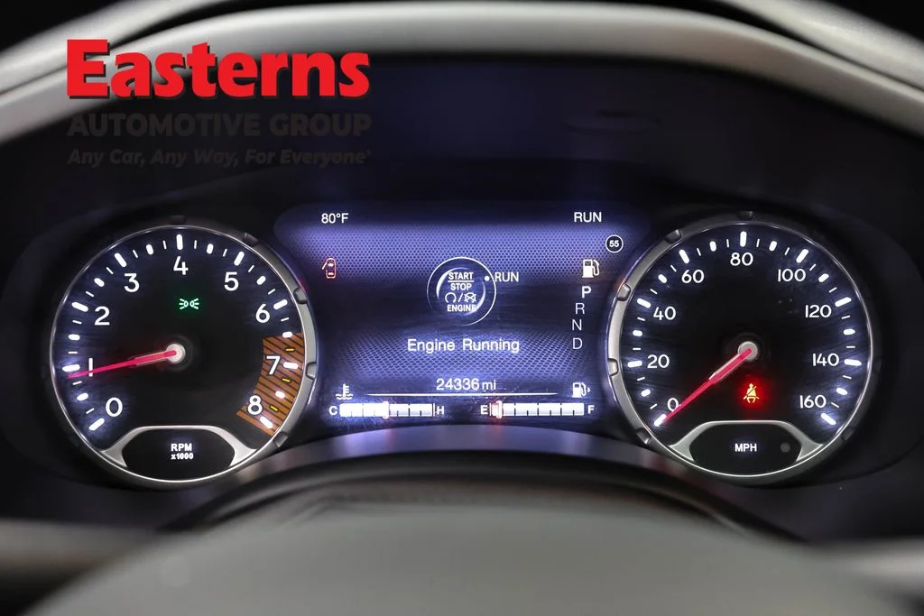 Used 2022 White Jeep Limited image 18