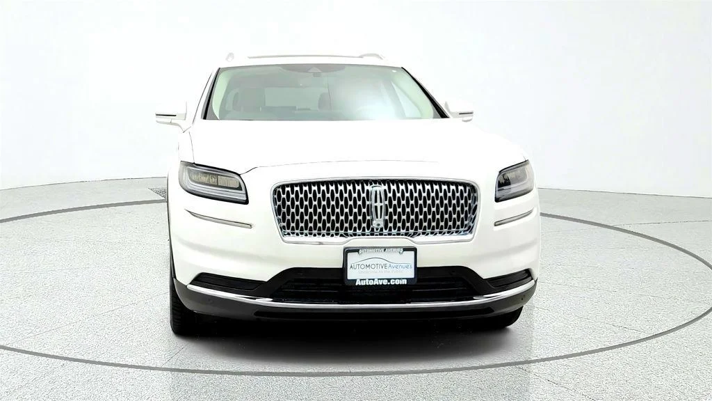 Used 2023 Pristine White Metallic Tri-Coat Lincoln Reserve AWD w/ 2.7L Twin-Turbo V6 & Co-Pilot360 Plus image 2