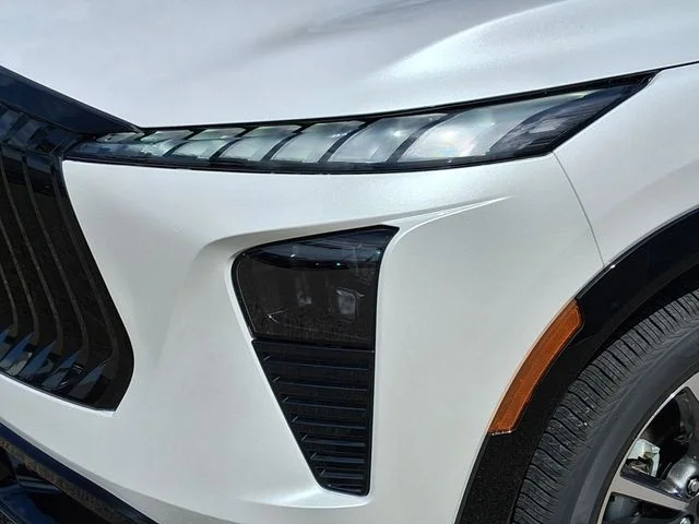 New 2027 RADIANT WHITE INFINITI Luxe AWD image 7