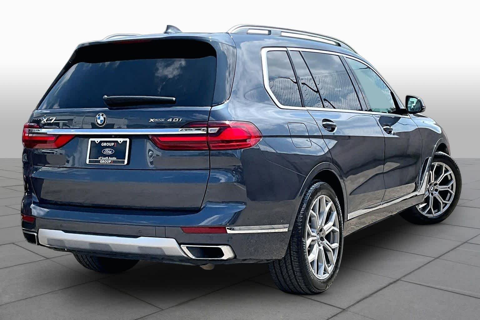 Used 2020 Arctic Gray Metallic BMW xDrive40i image 13