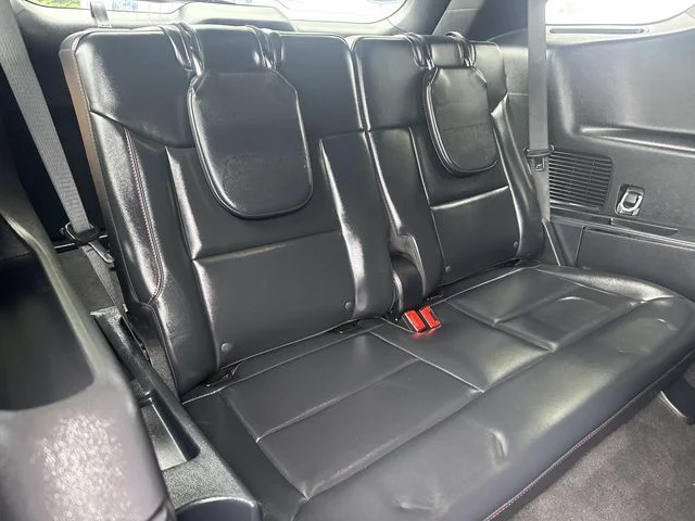 Certified Used 2025 Black Metallic Ford ST-Line image 17