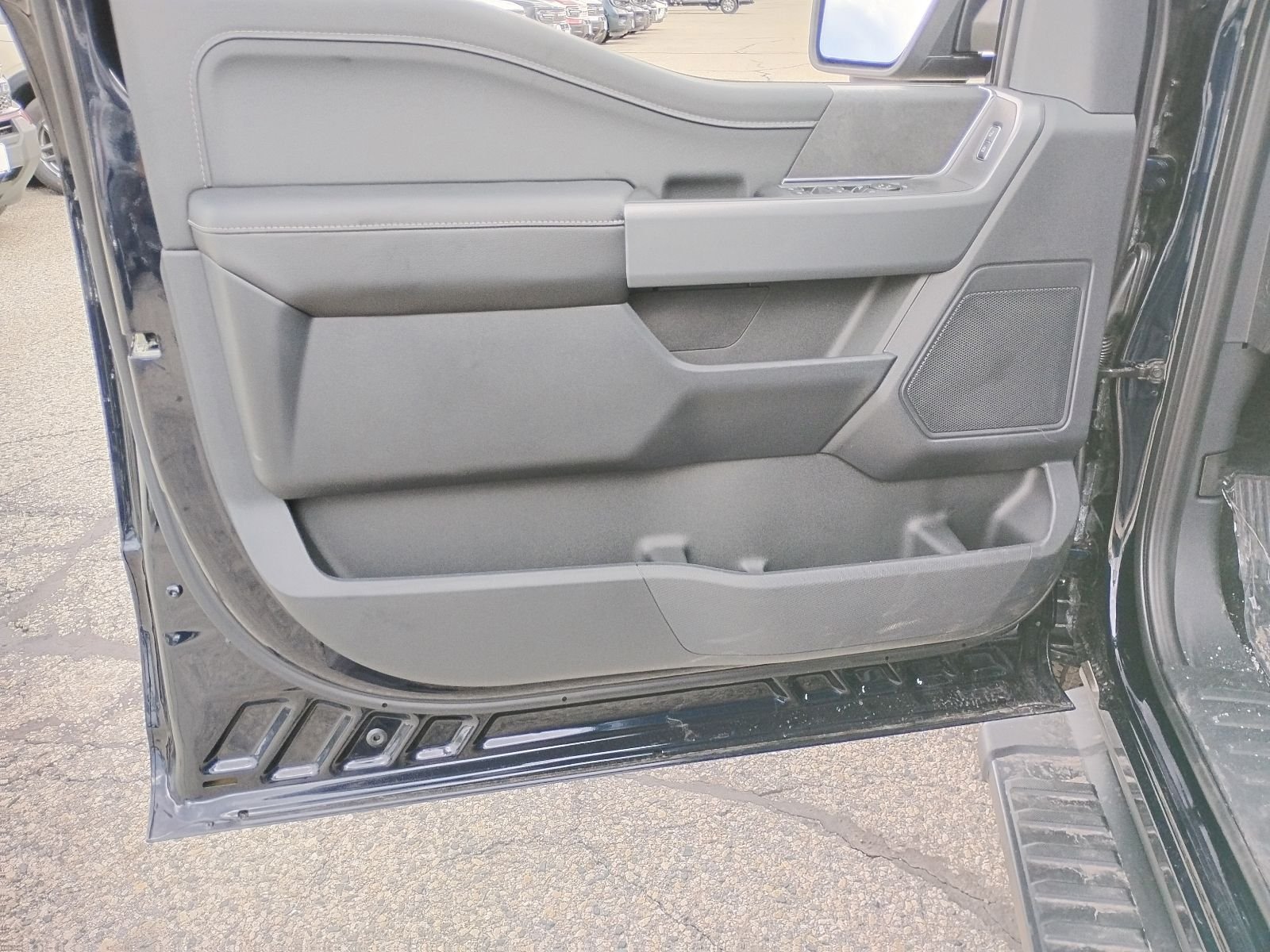 New 2026 Antimatter Blue Metallic Ford XLT image 14