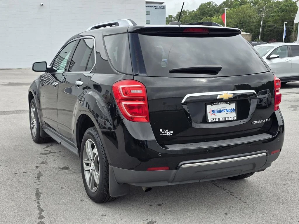 Used 2016 MOSAIC BLACK METALLIC Chevrolet LTZ image 5