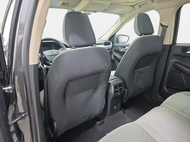 Used 2020 Gray Ford SE image 12