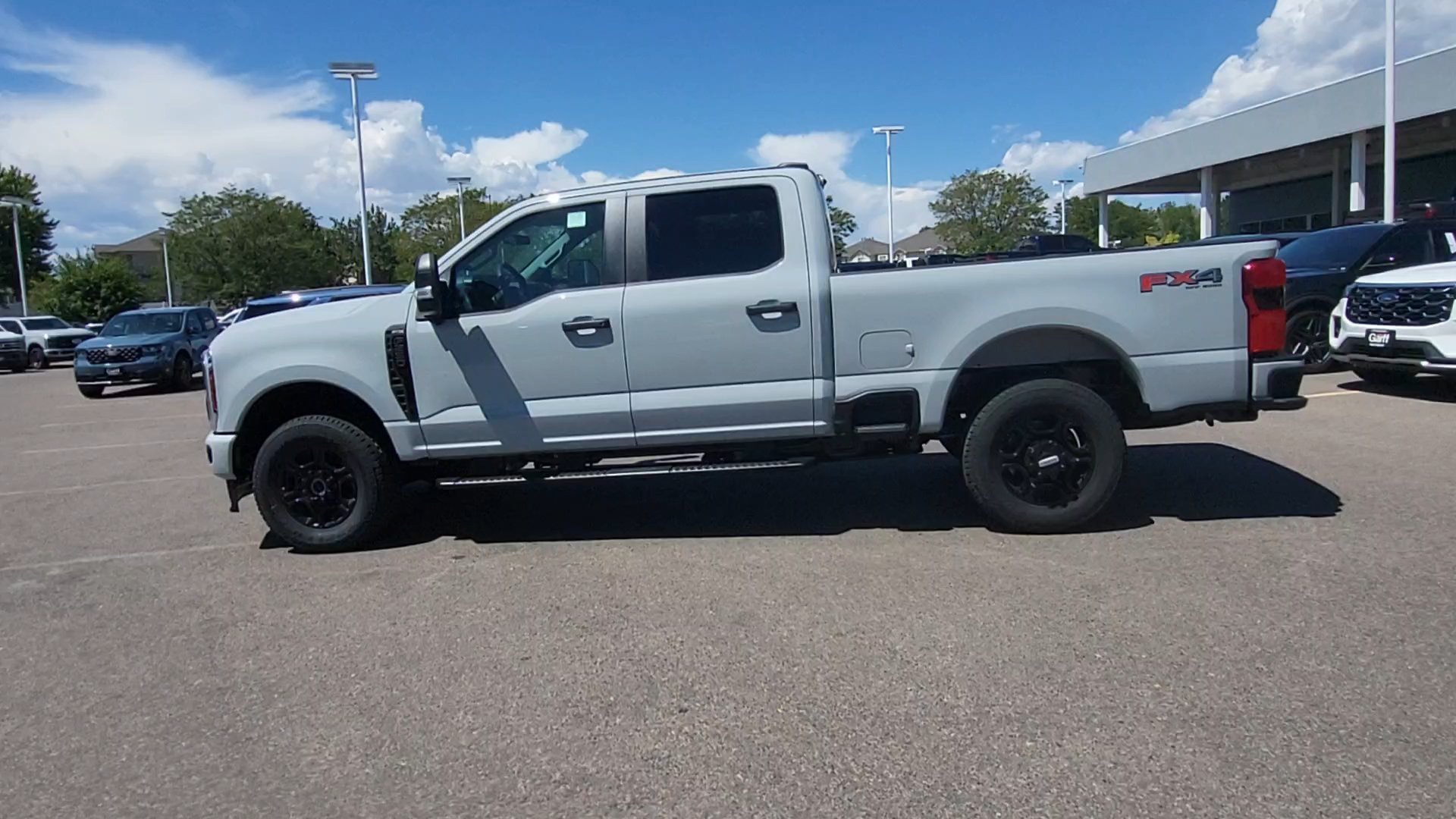 New 2026 Avalanche Ford XL image 2