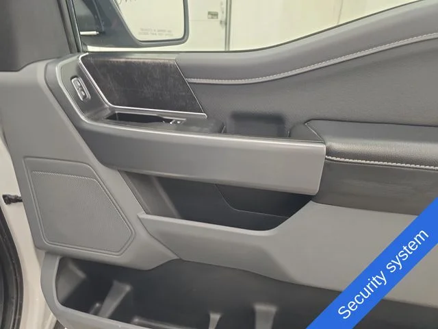 Certified Used 2021 Oxford White Ford XLT image 12