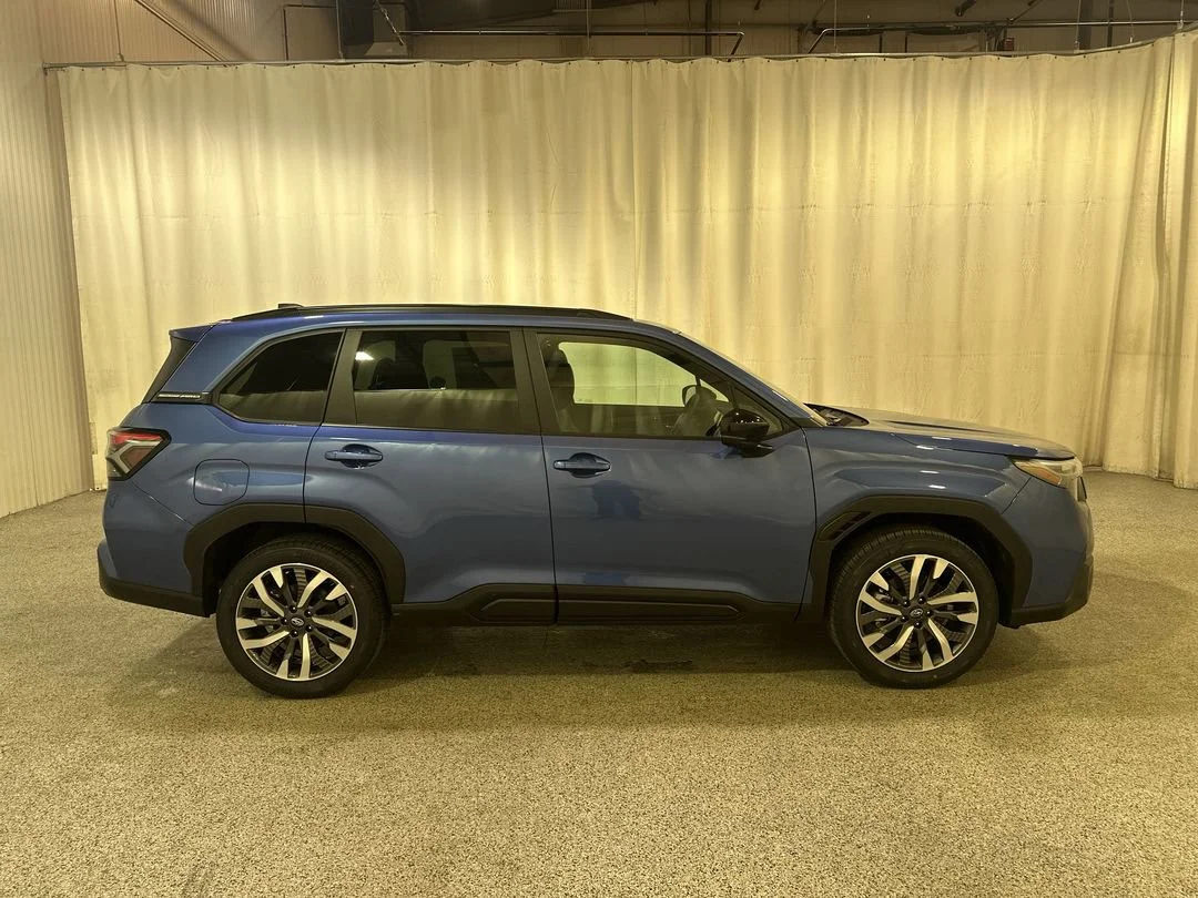 New 2026 Daybreak Blue Pearl Subaru Touring image 5