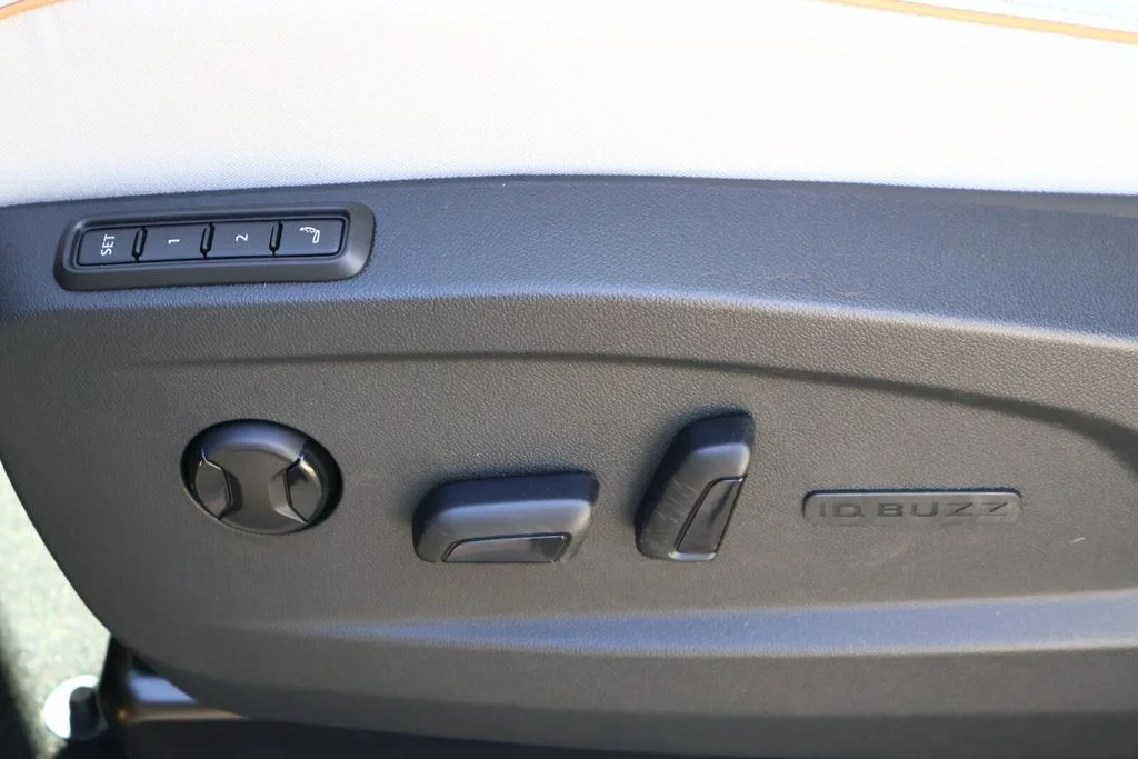 2025 Volkswagen ID. Buzz 1st Edition - Photo 11