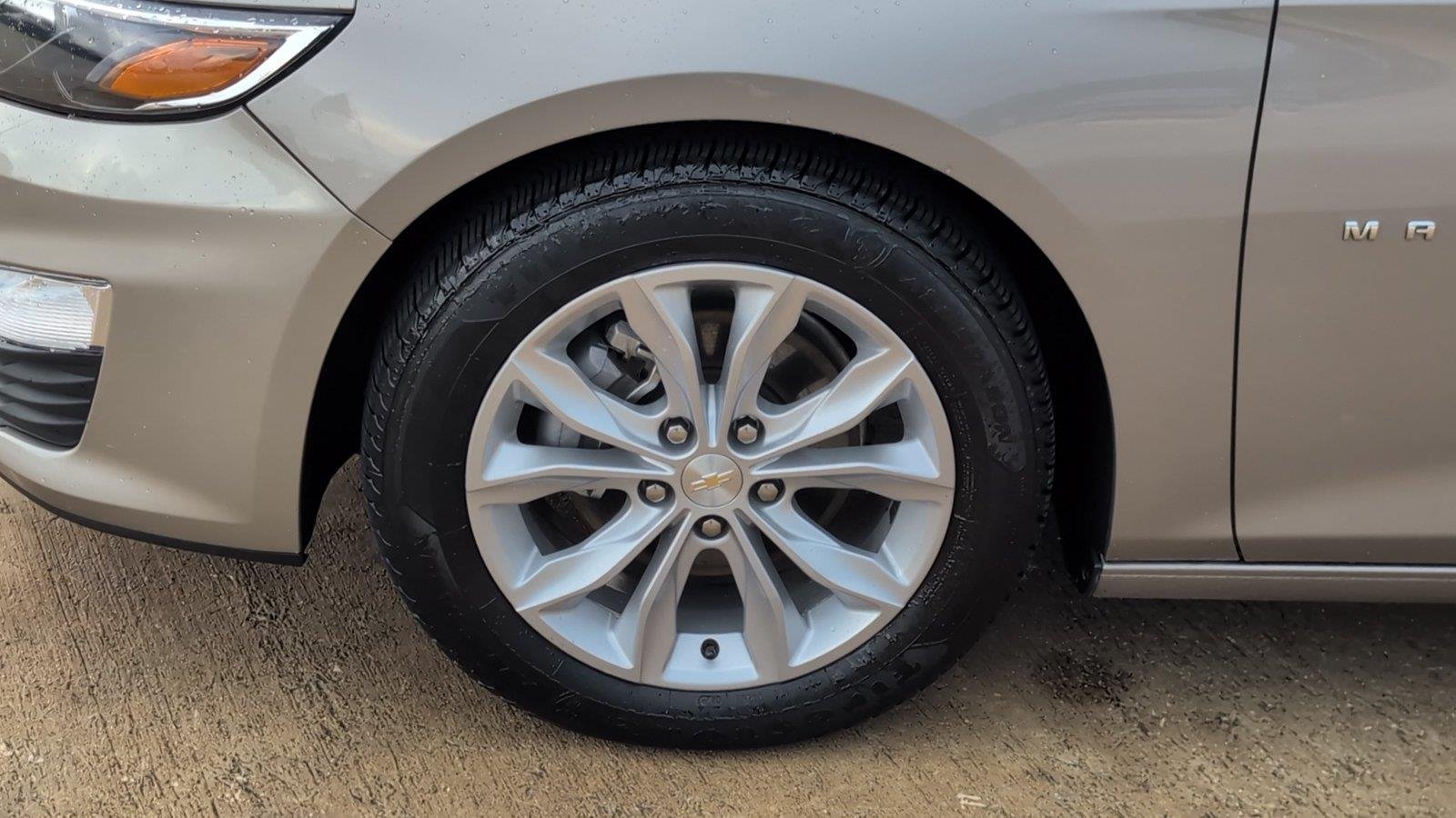 Used 2024 Mineral Gray Metallic Chevrolet LT image 11