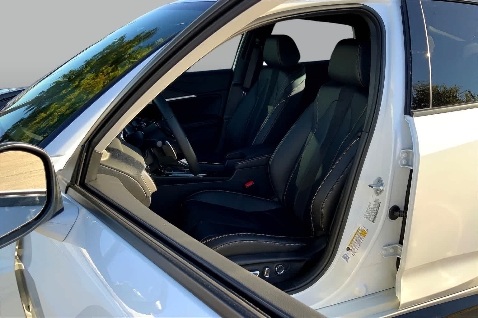 New 2026 Platinum White Pearl Acura w/A-Spec Technology Package image 18