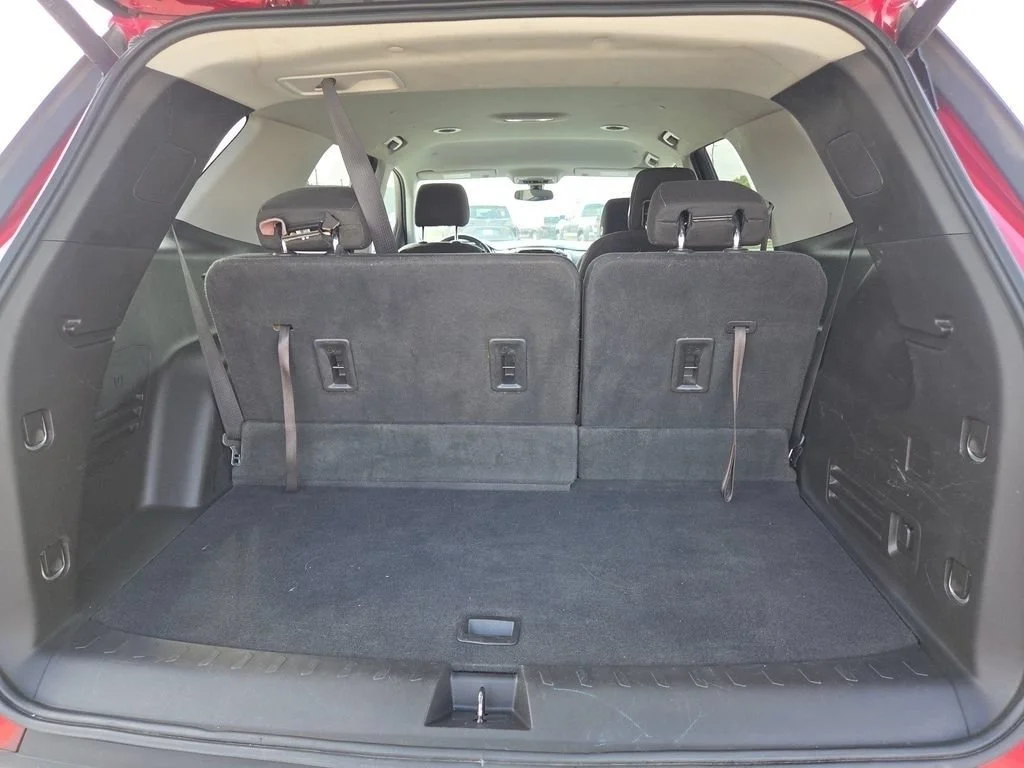 Used 2018 Cajun Red Tintcoat Chevrolet LT image 28