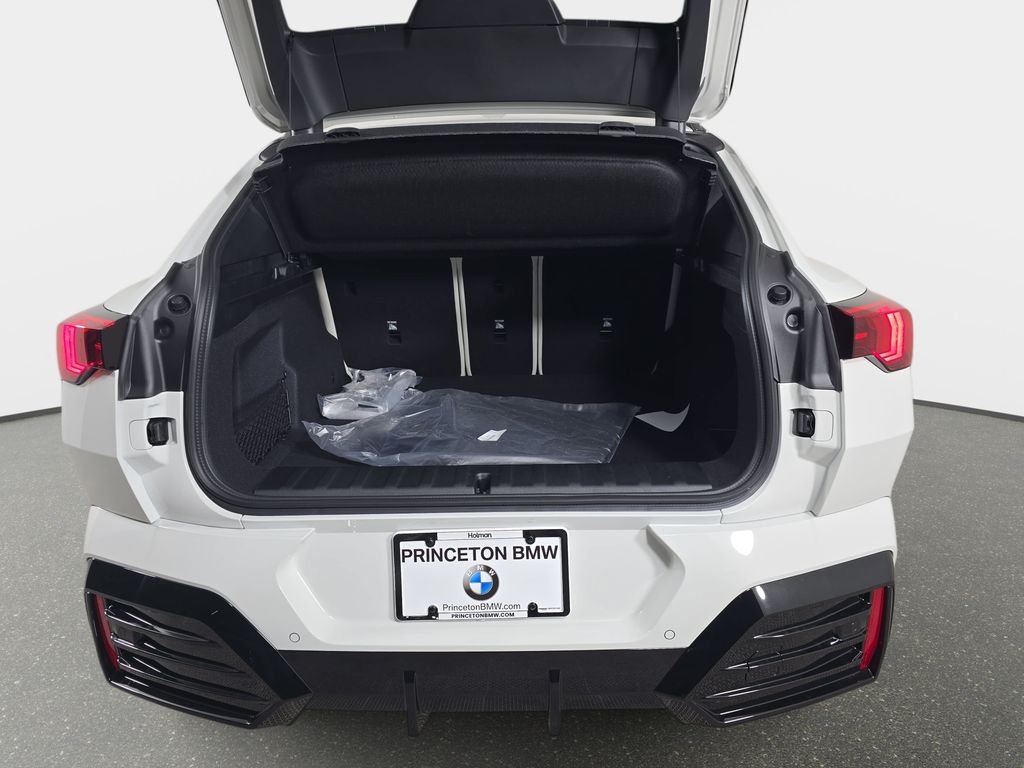 2026 BMW X2 28i - Photo 12