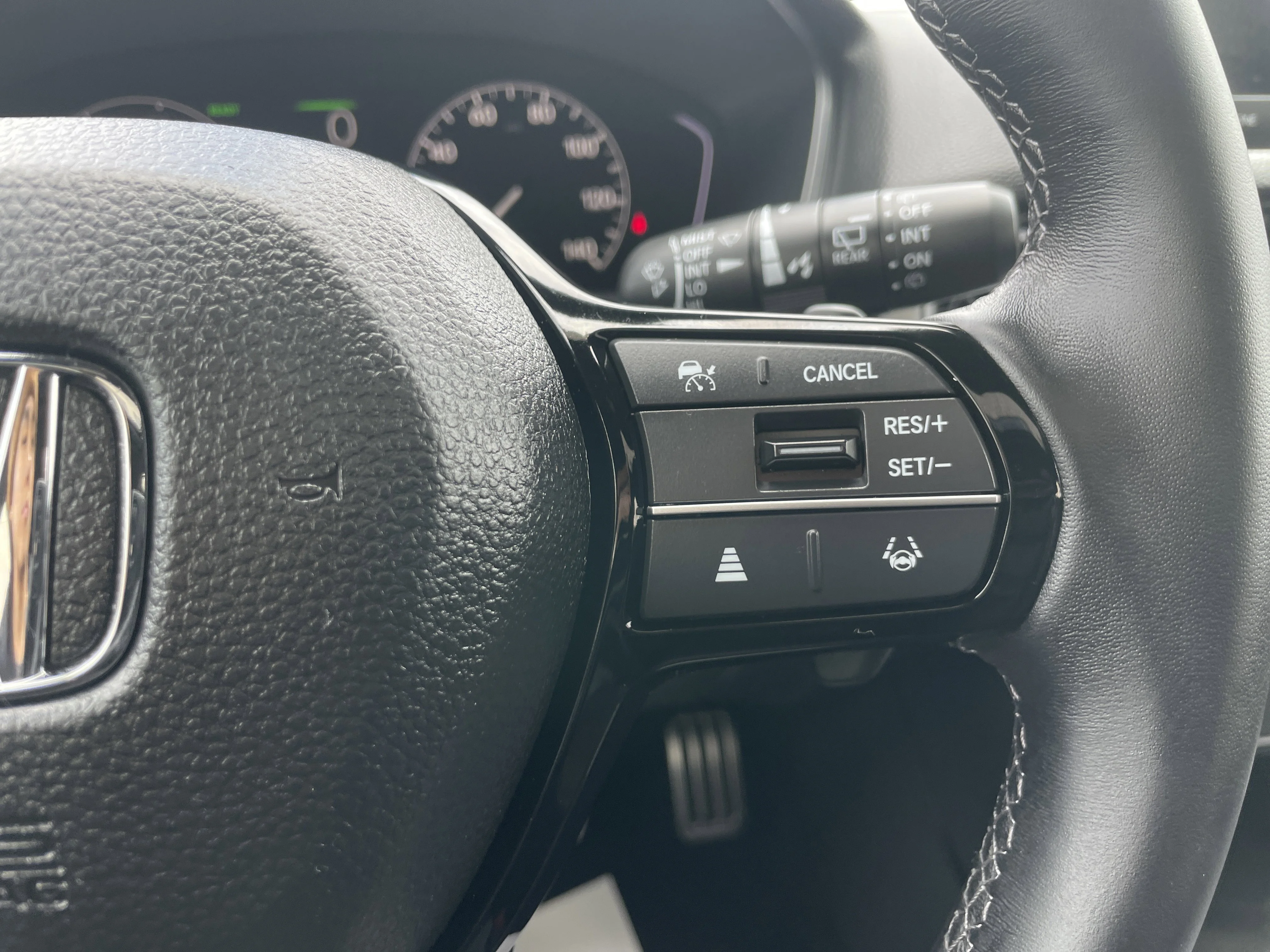2025 Honda Civic Hatchback Sport - Photo 25