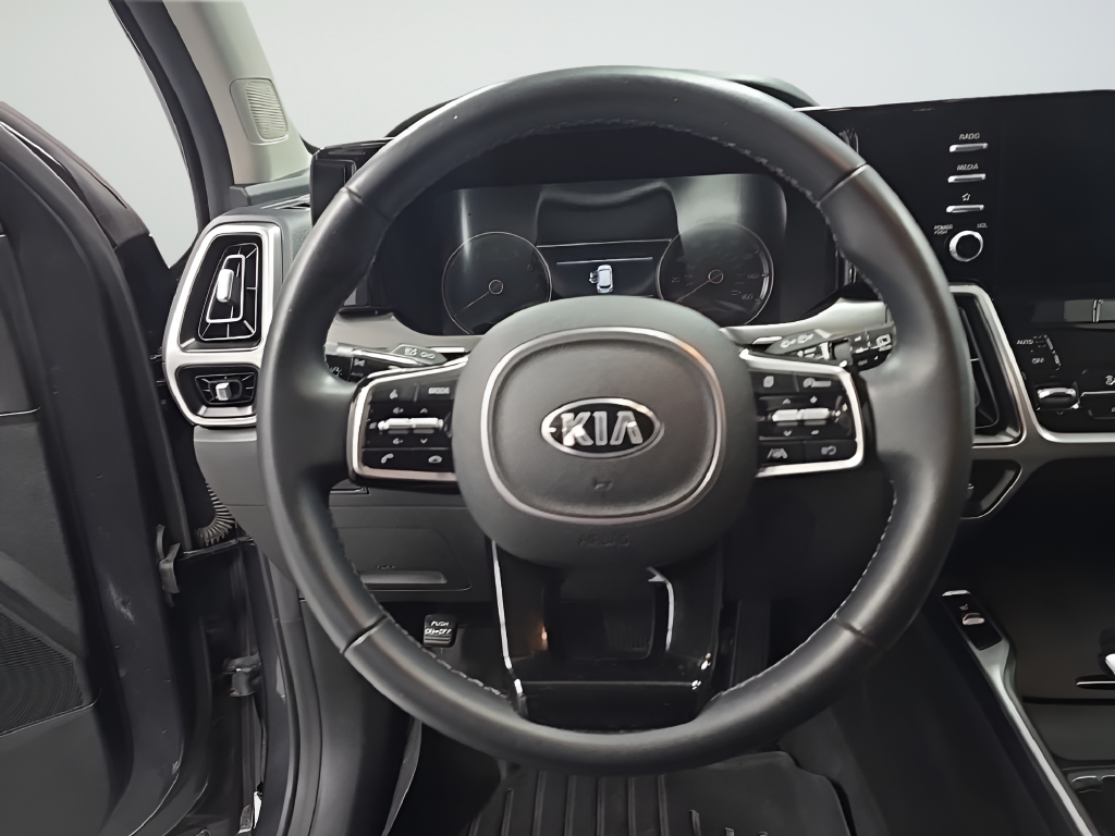 Used 2021 Gray Kia S image 30