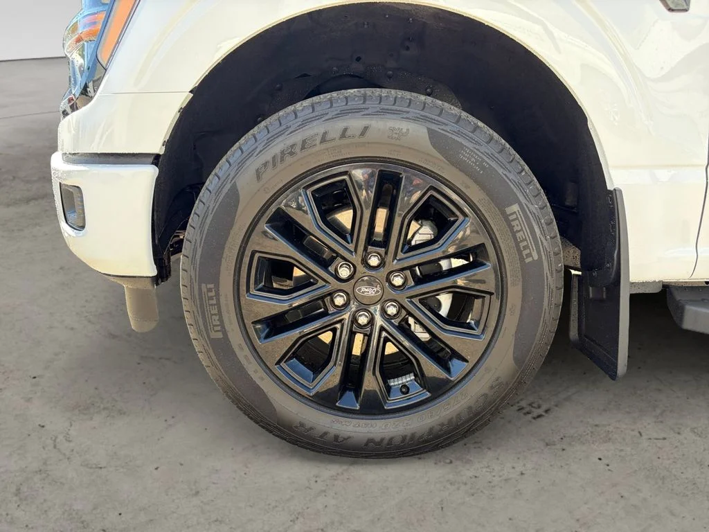 Used 2024 White Ford XLT image 9