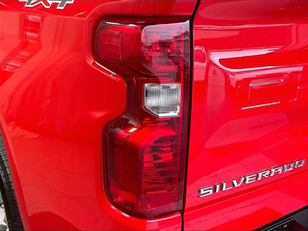 Used 2024 Red Hot Chevrolet LT (2FL) image 33