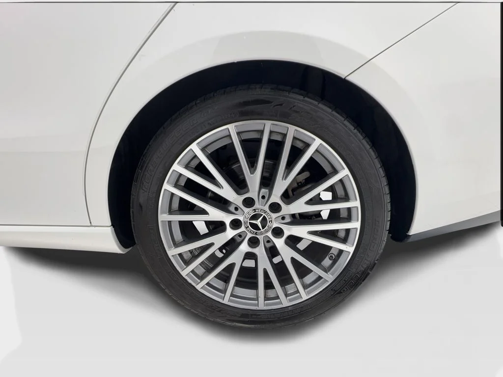 Used 2022 White Mercedes-Benz CLA 250 image 11