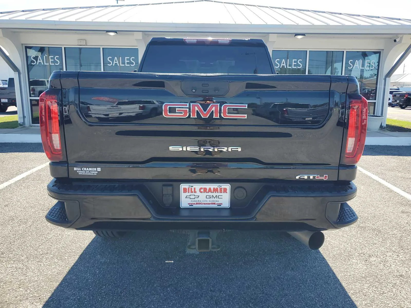 Used 2023 ONYX BLACK GMC AT4 image 5