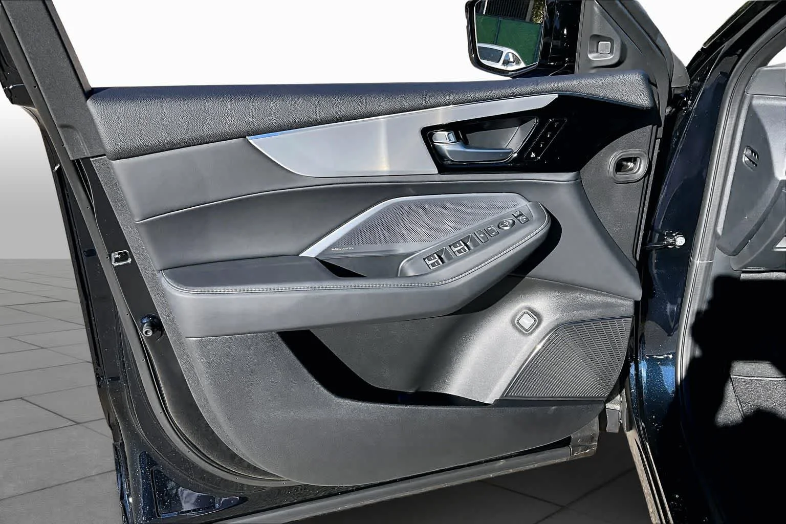 Used 2026 Majestic Black Pearl Acura w/Technology Package image 10