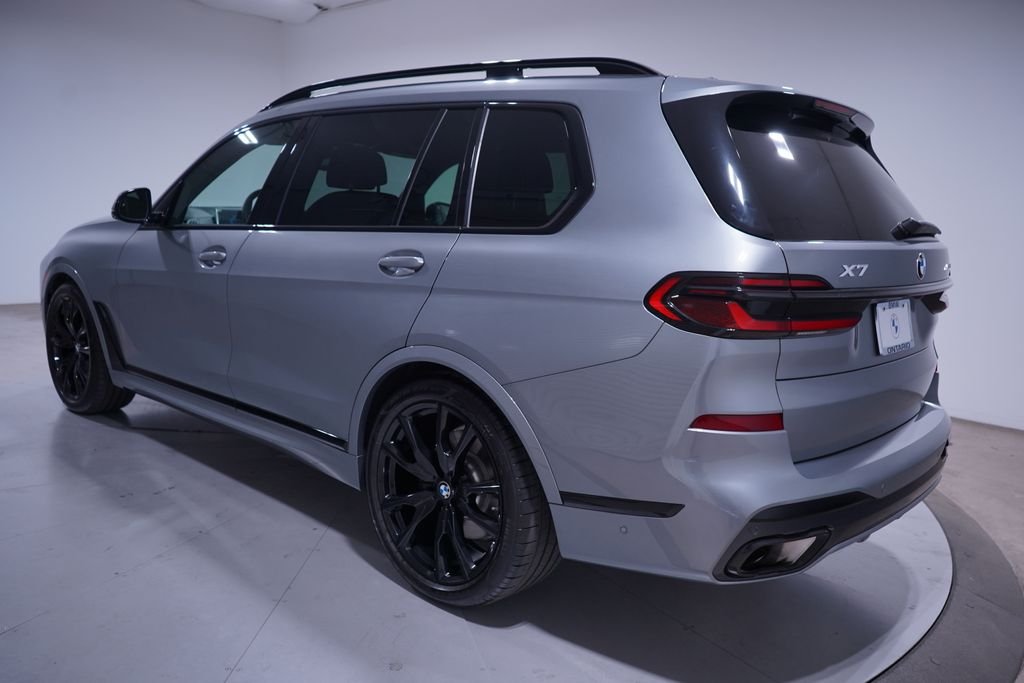 Used 2026 Gray Metallic BMW xDrive40i image 3