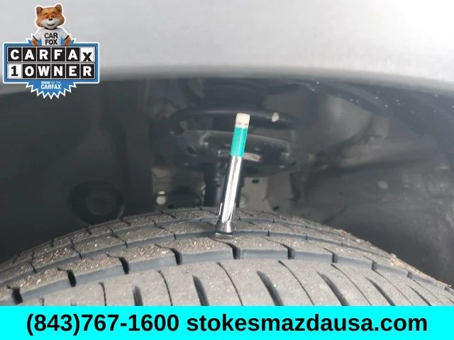 Used 2025 Black Nissan SR image 33