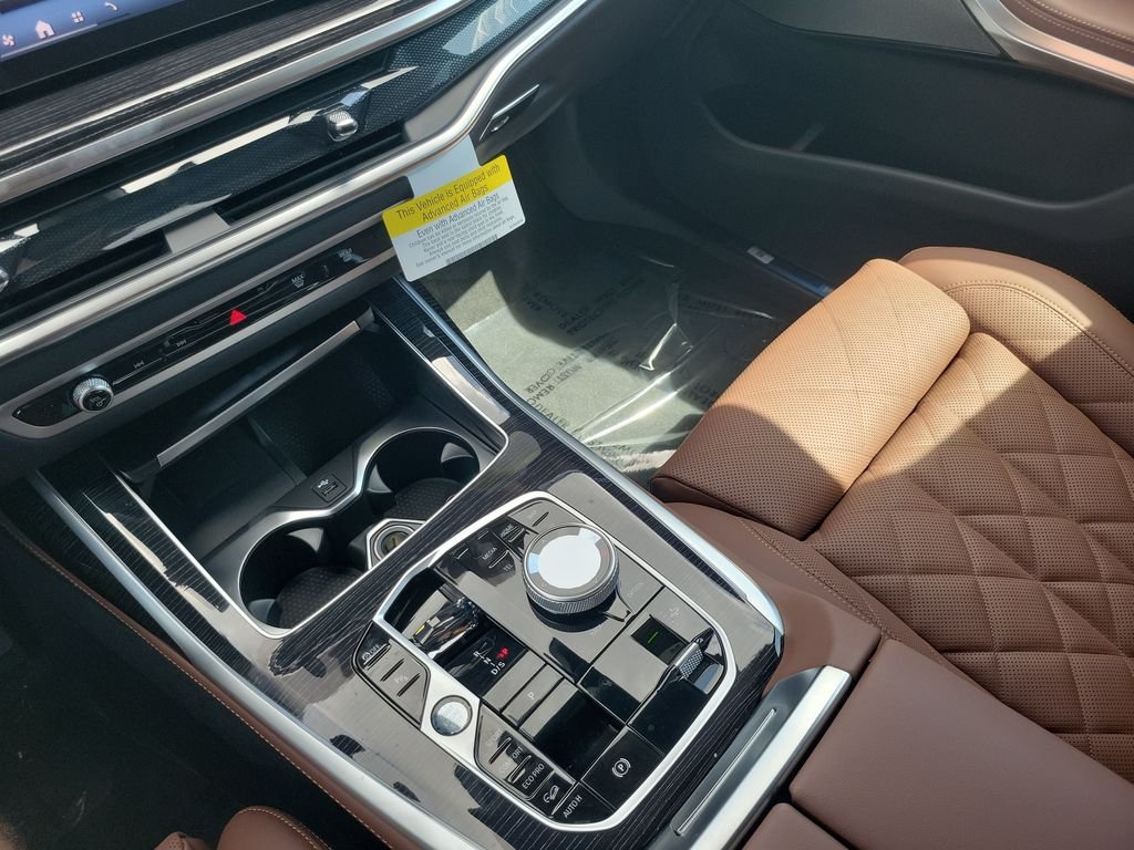 New 2027 Mineral White Metallic BMW xDrive40i image 19