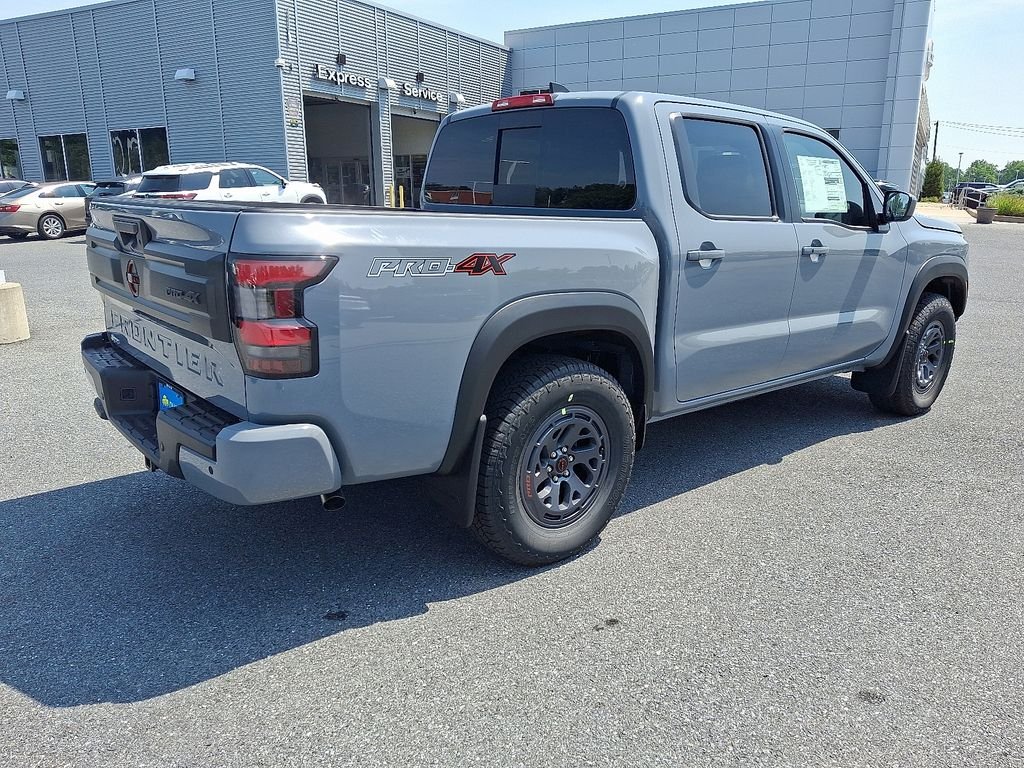 2026 Nissan Frontier — photo 4