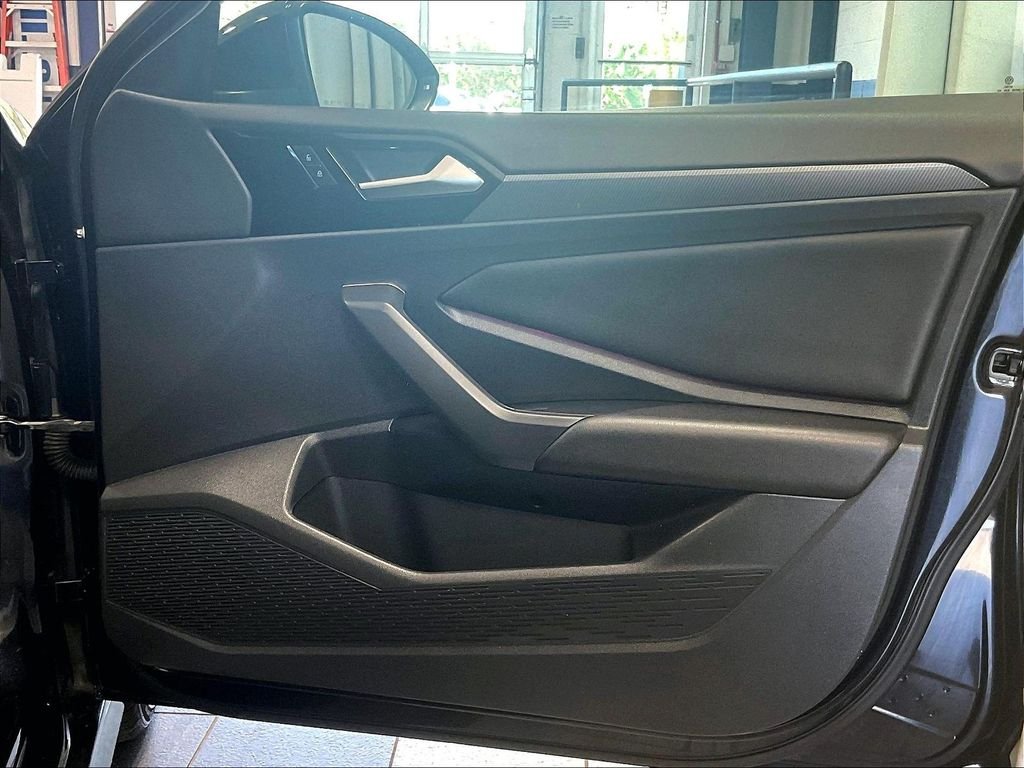 Used 2019 Black Volkswagen 2.0T S image 12
