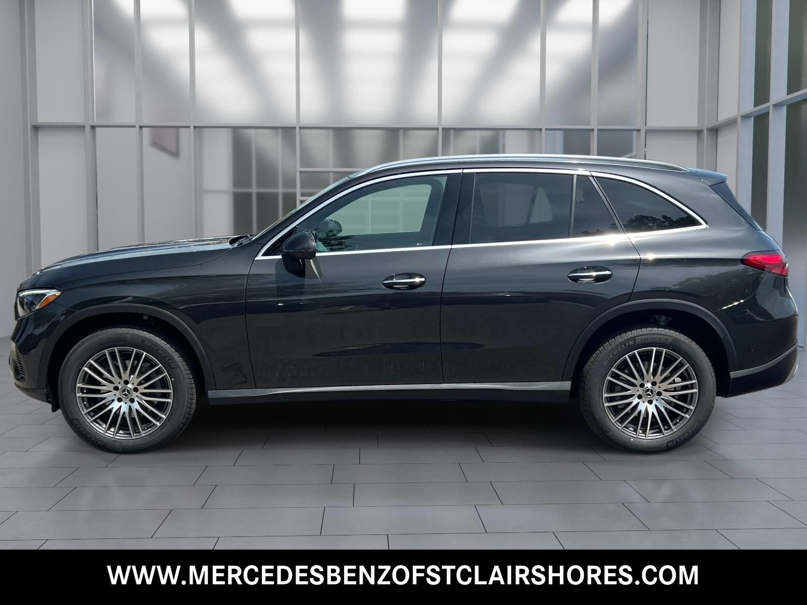 New 2026 Graphite Grey Metallic Mercedes-Benz GLC 300 image 2