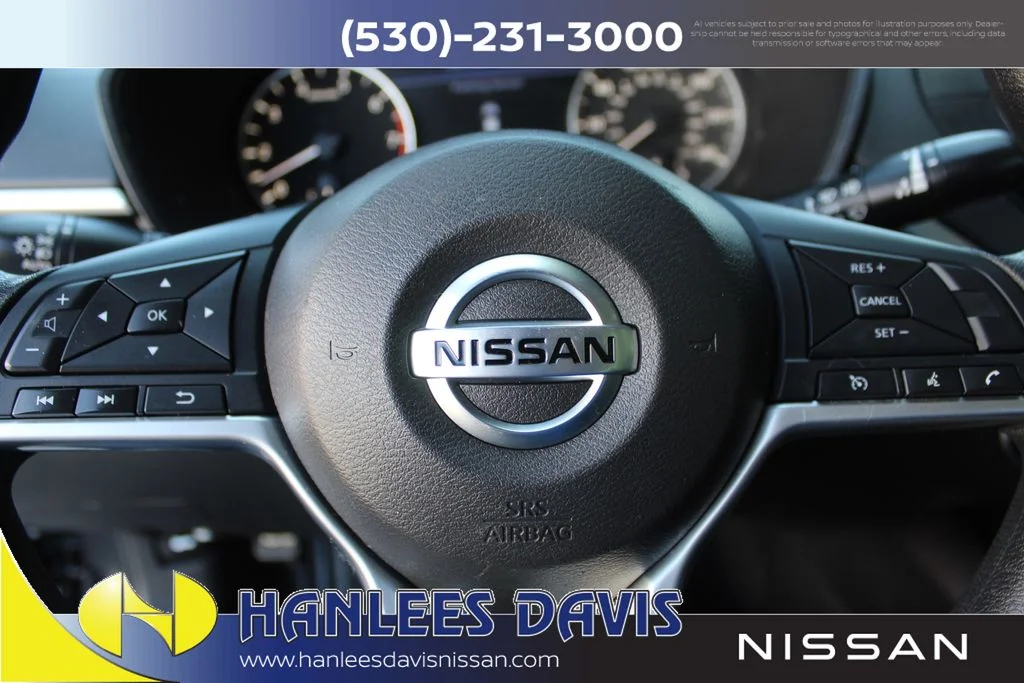 Used 2021 Blue Nissan 2.5 SV image 26