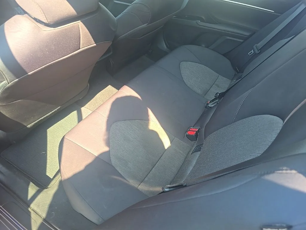 Used 2018 Blue Toyota LE image 11