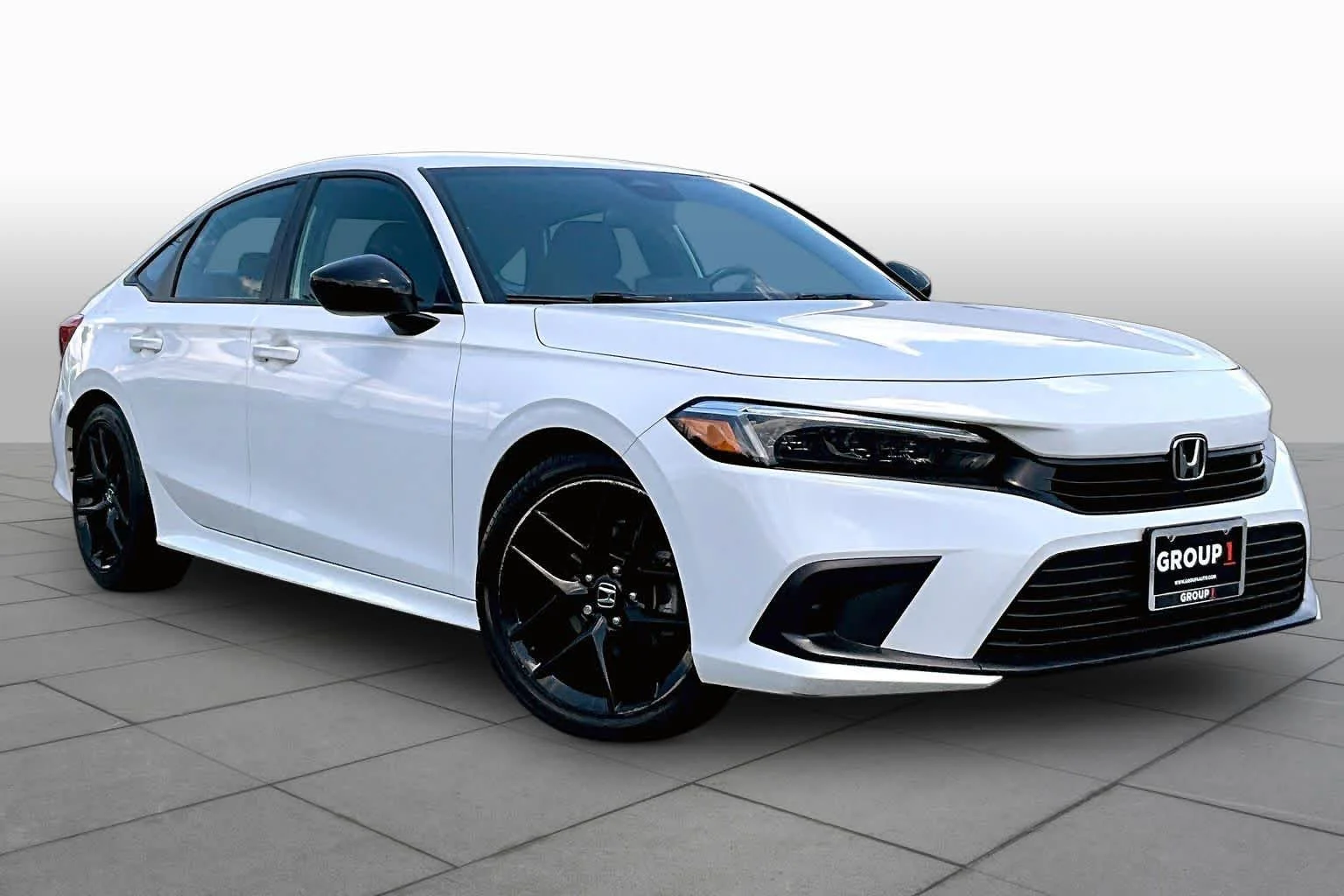 Used 2023 Platinum White Pearl Honda Sport image 3