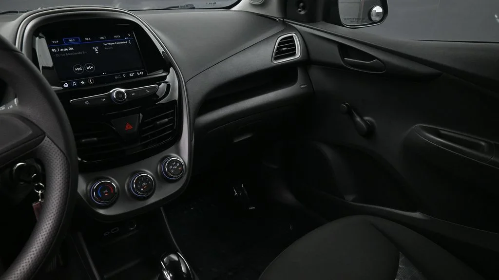 Used 2022 Black Chevrolet LS image 8