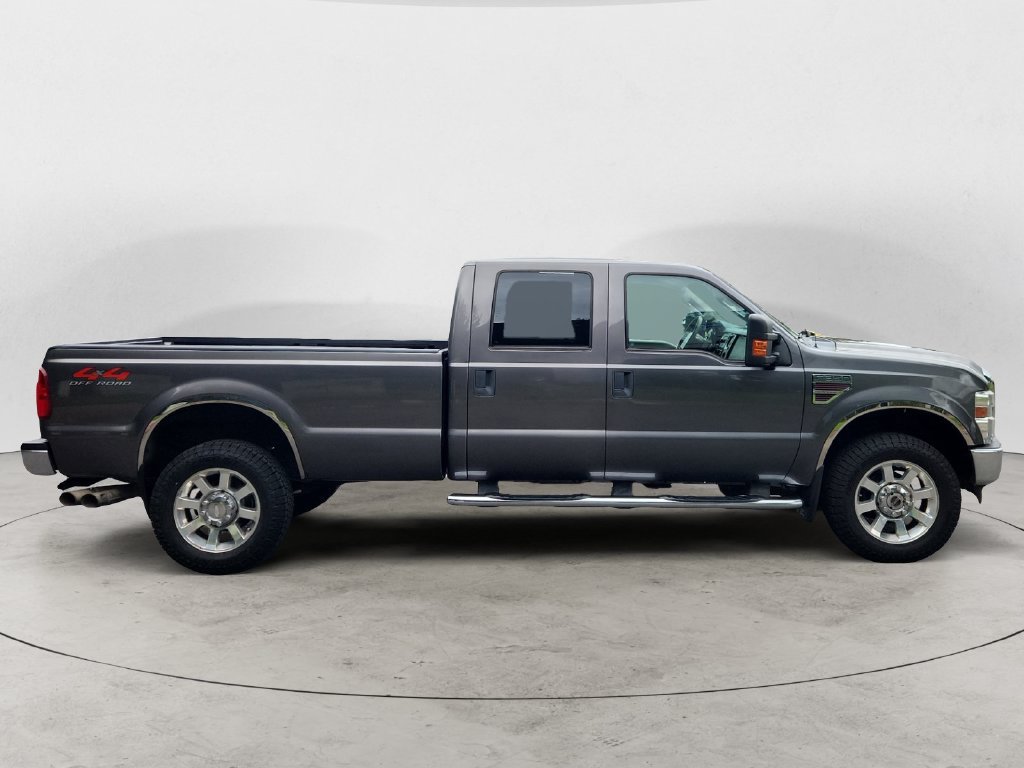 Used 2008  Ford XL image 4