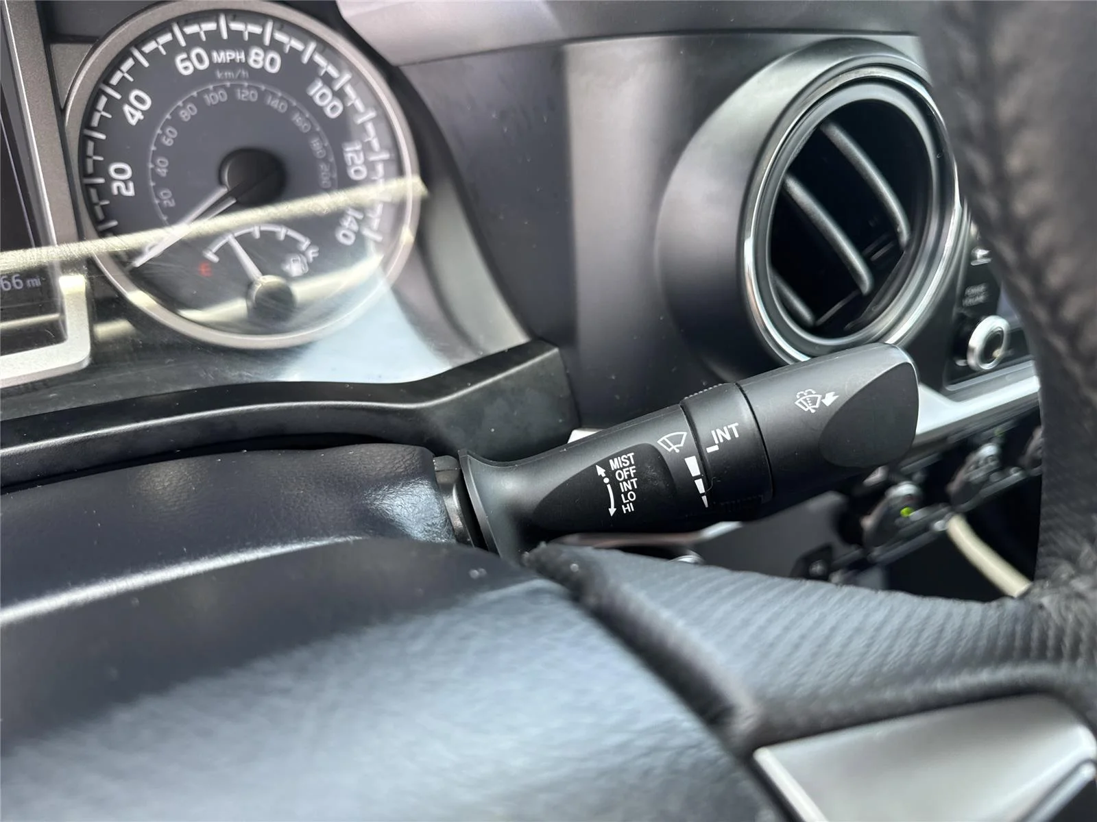 Used 2023 Ice Cap Toyota SR5 V6 image 23