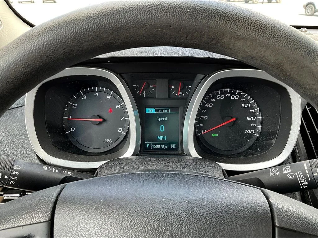 Used 2016 Silver Ice Metallic Chevrolet LS image 13