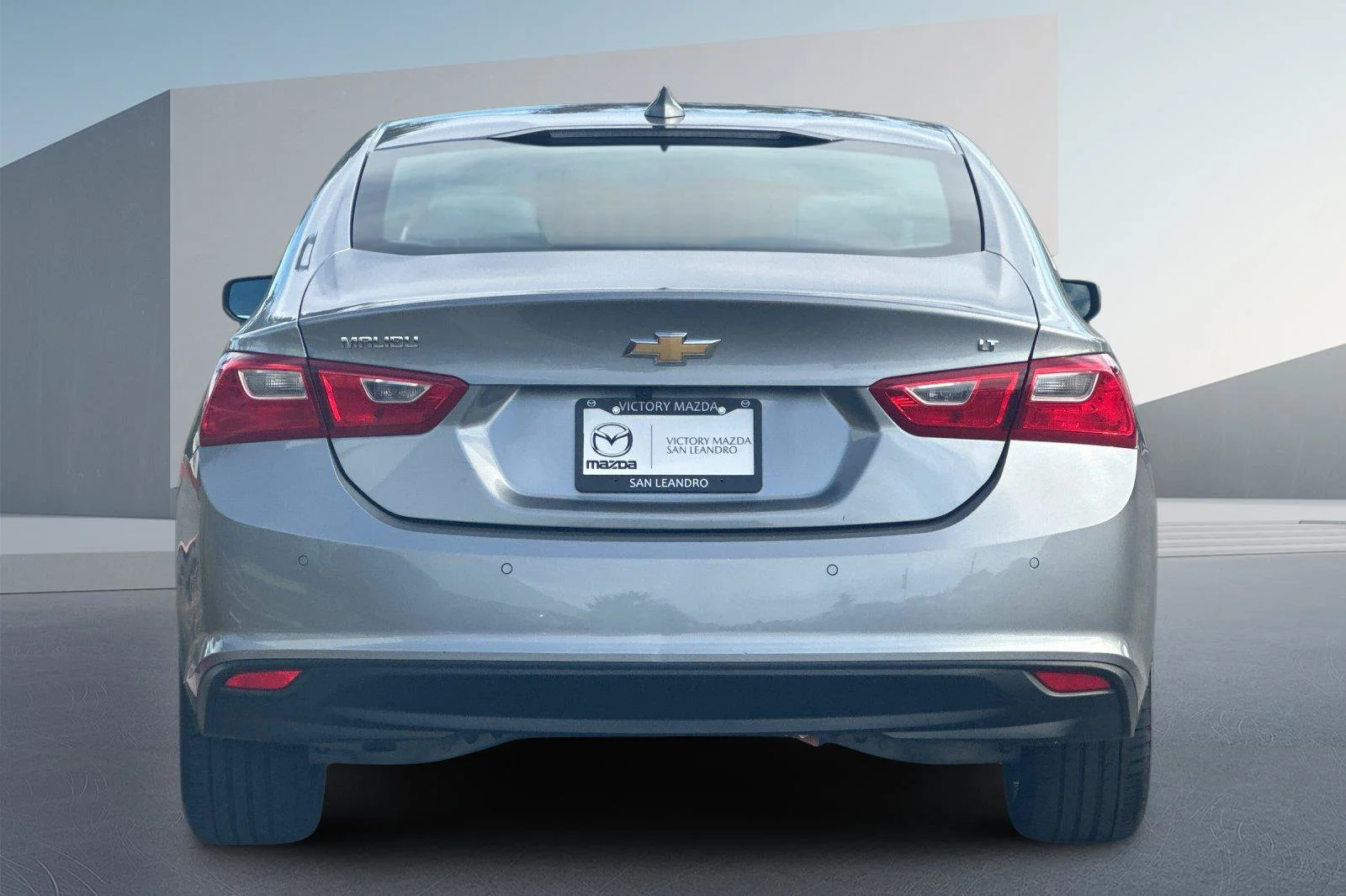 Used 2024 Sterling Gray Metallic Chevrolet LT image 5