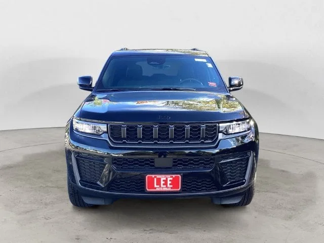 New 2027 Black Jeep LAREDO ALTITUDE 4X4 image 9