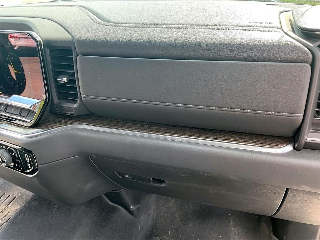 Used 2023 Summit White Chevrolet RST image 13