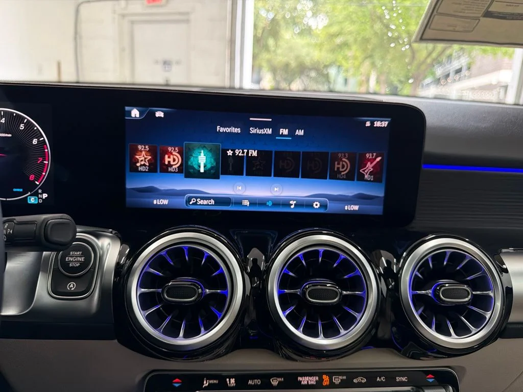 New 2026 Gray Mercedes-Benz GLB 250 image 32