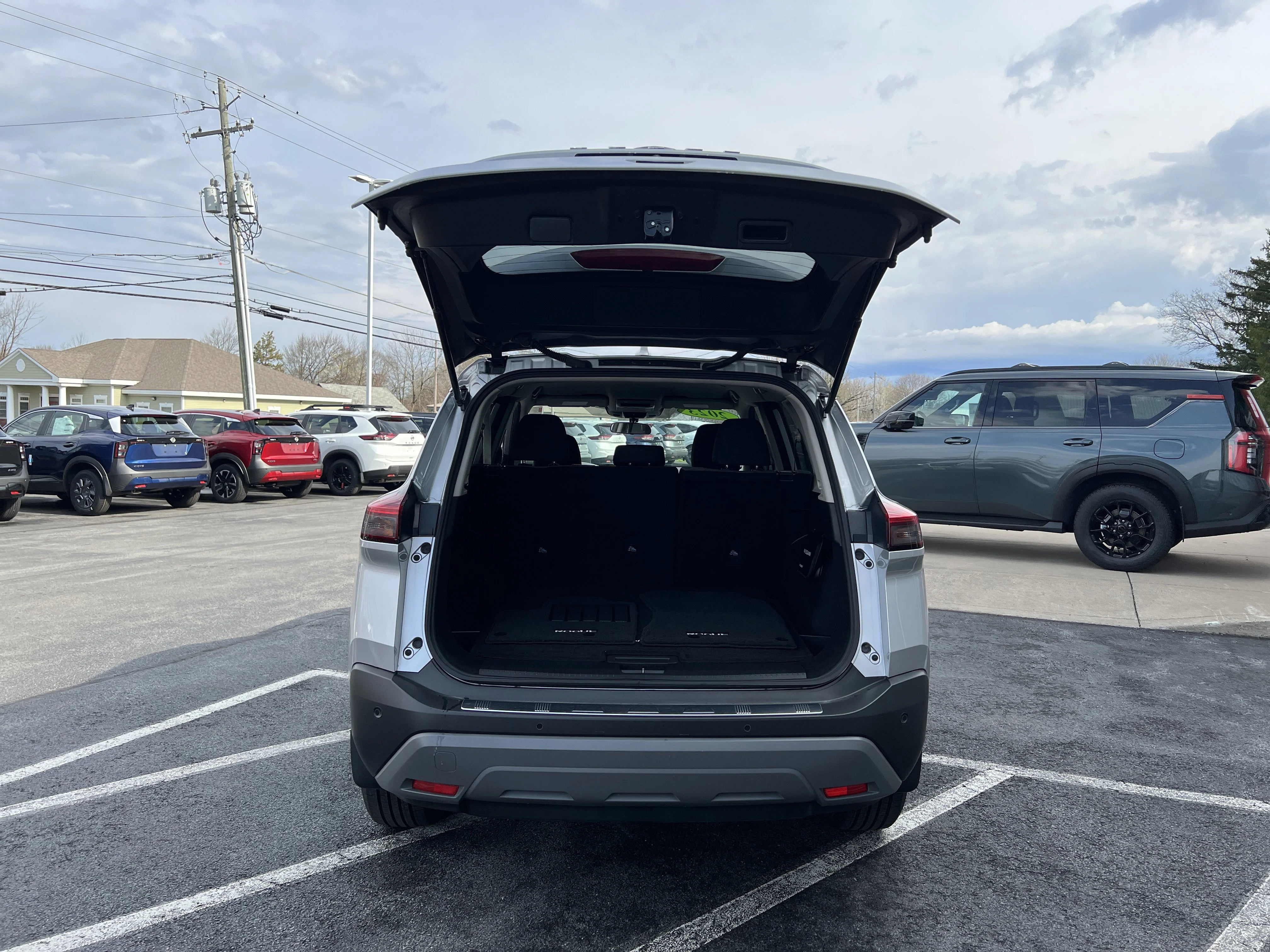 Used 2023 Brilliant Silver Metallic Nissan SV image 8