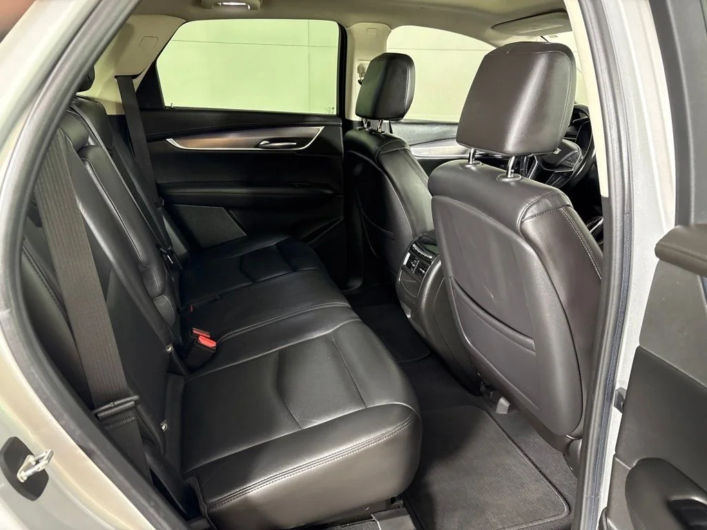 Used 2018 Silver Cadillac Premium Luxury image 26