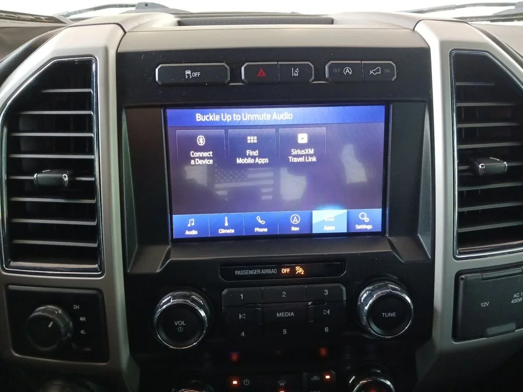 Used 2020 Black Ford Lariat image 19