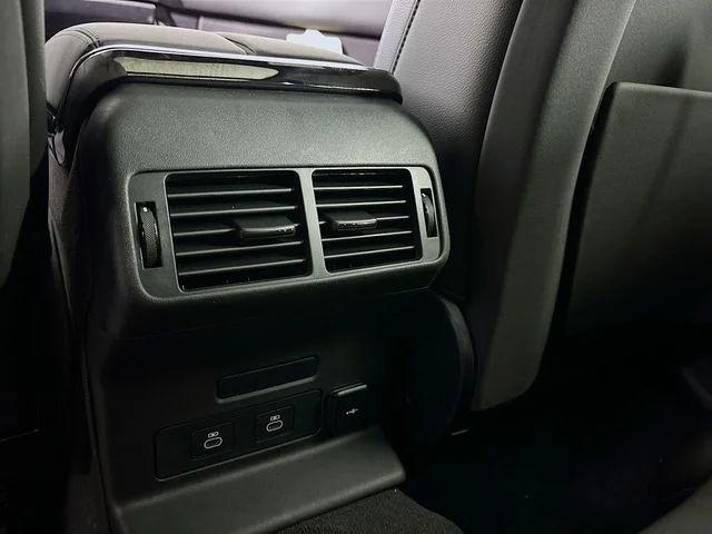 Certified Used 2026 Varesine Blue Land Rover S image 26