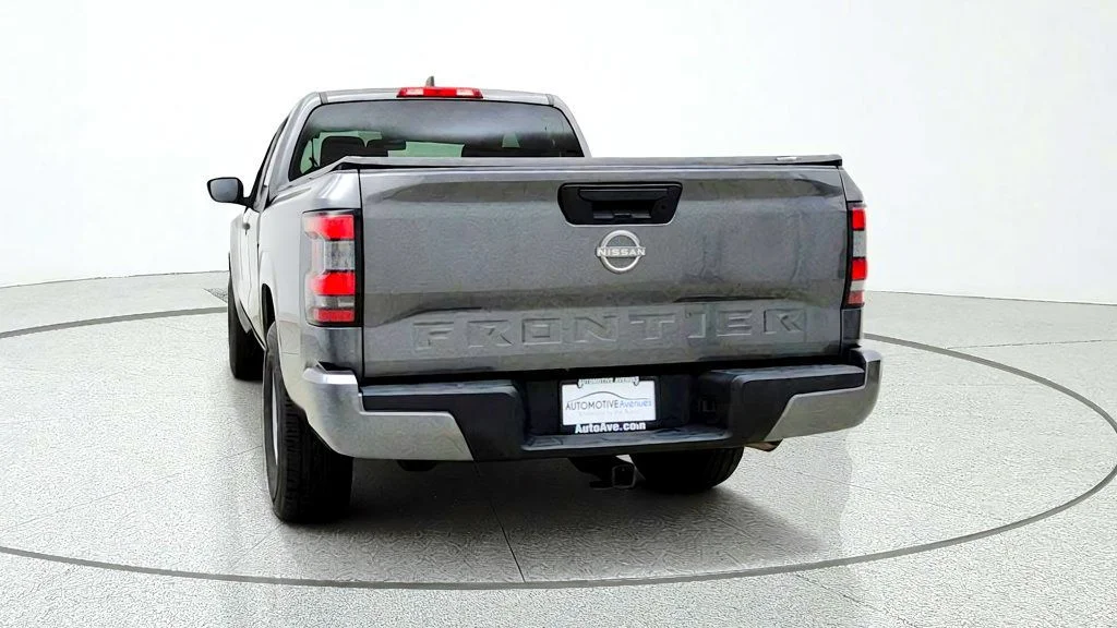 Used 2022 Gun Metallic Nissan King Cab 4x2 S Automatic image 6
