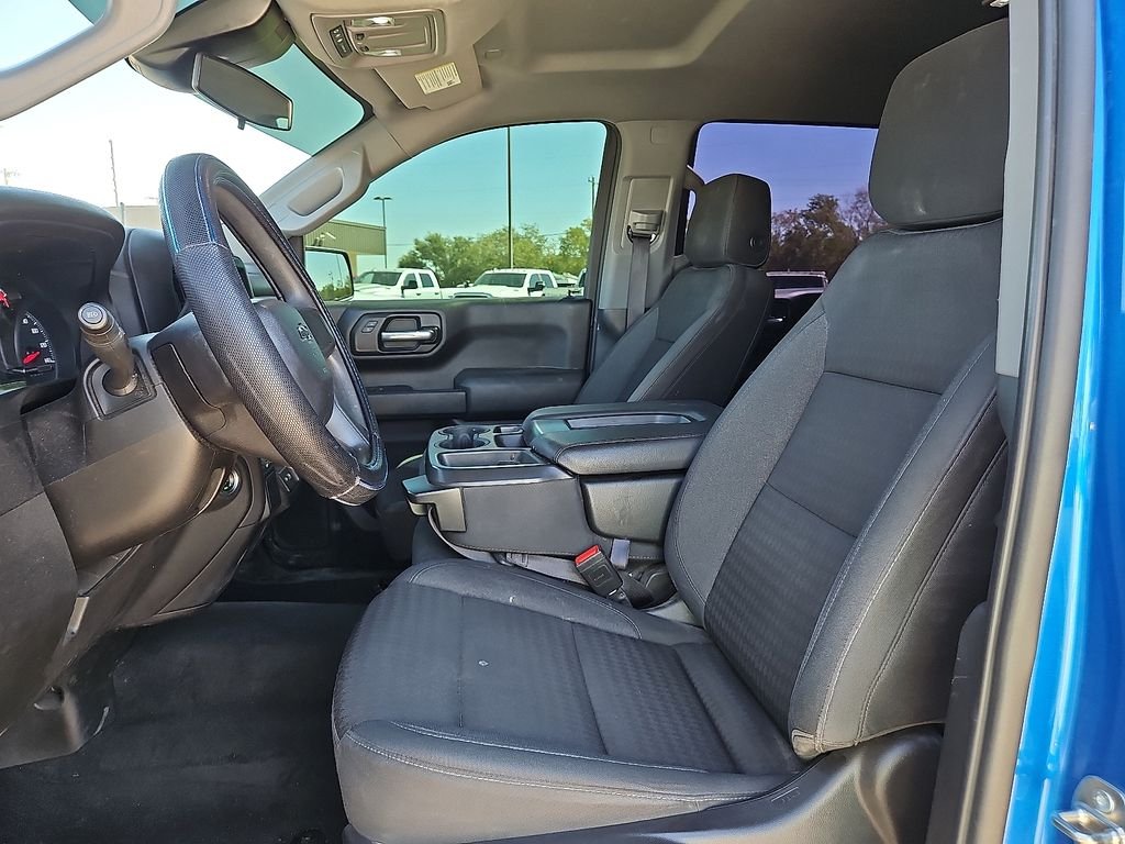 Used 2023 Blue Chevrolet Custom image 13