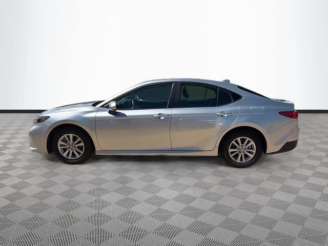 Used 2025 Silver Toyota LE image 4
